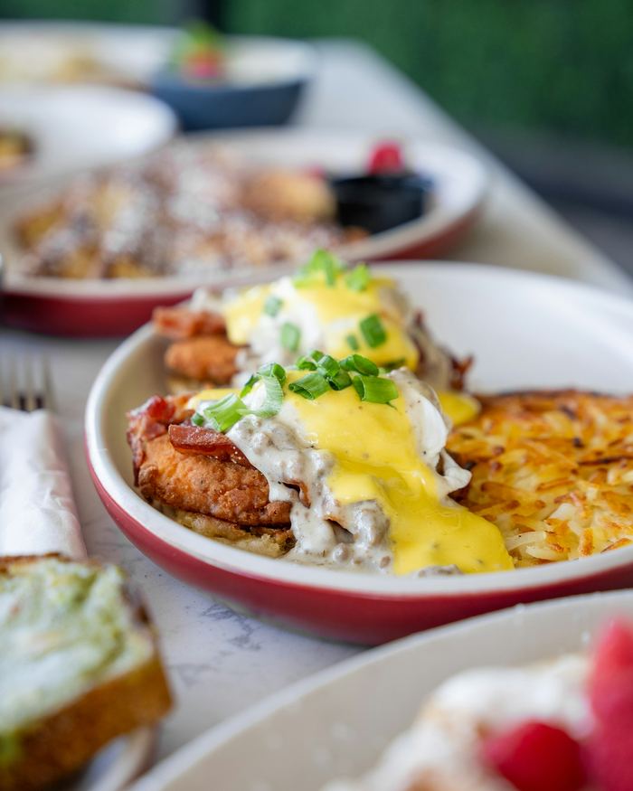 Chicken fried benedict